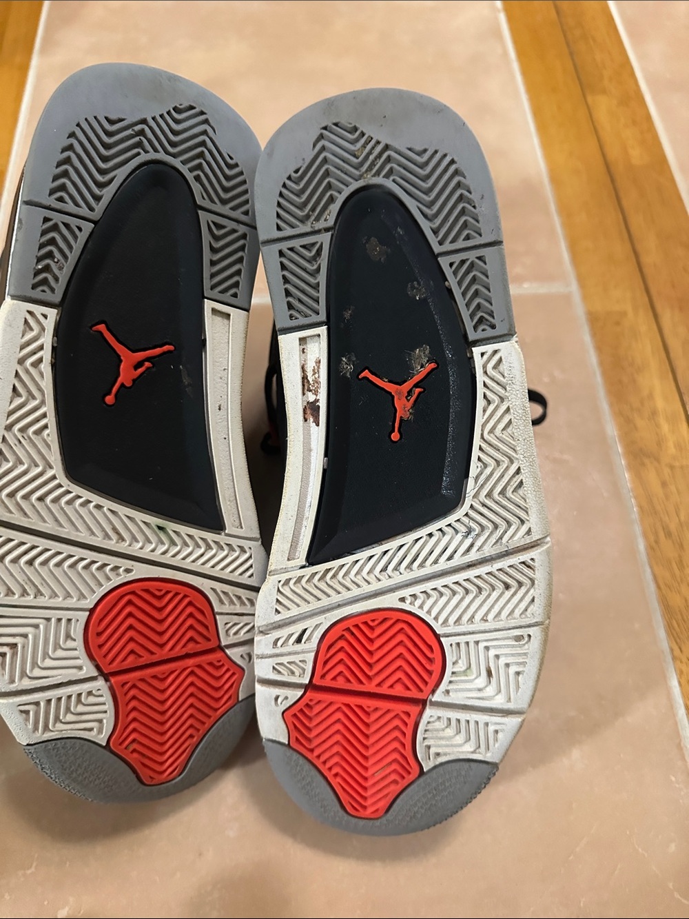 Jordan Men’s 4 Retro Sneakers - Gray and Red - Picture 9 of 11